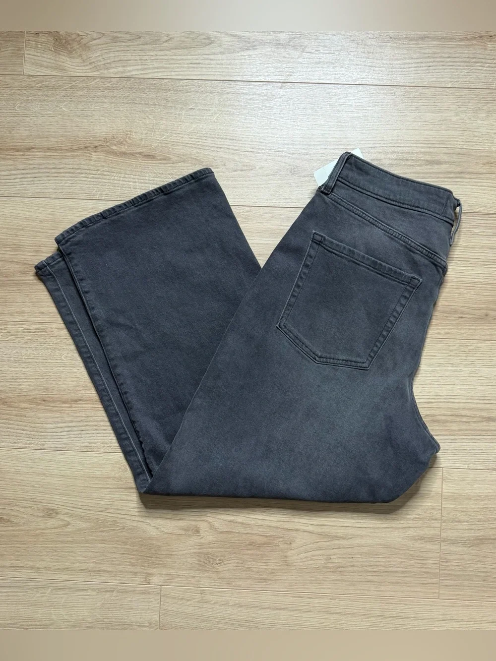NWT Hollister Curvy Ultra High Rise Baggy Jeans Size 14 Petite